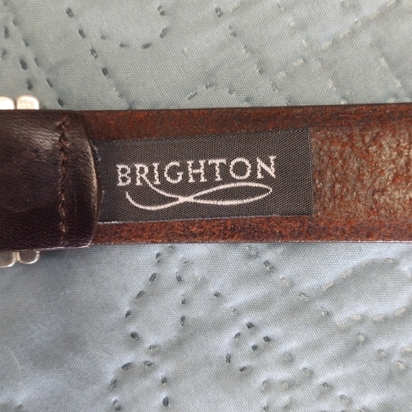 VTG 90's Brighton brown leather belt with engraved silver-tone buckle - Picture 12 of 13